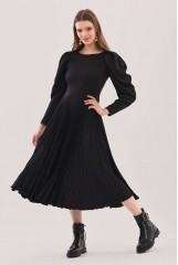 CLOSET Black Pleated Dress
